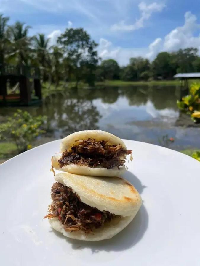 Gatun Lake Lodge Hotel Pueblo Nuevo  Luaran gambar